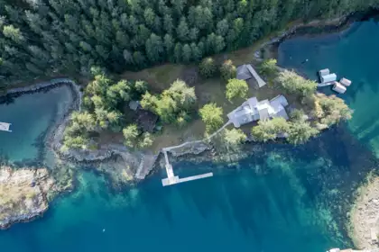 B Turnagain Island, Halfmoon Bay, BC, Halfmoon Bay — Single Family Residence for sale