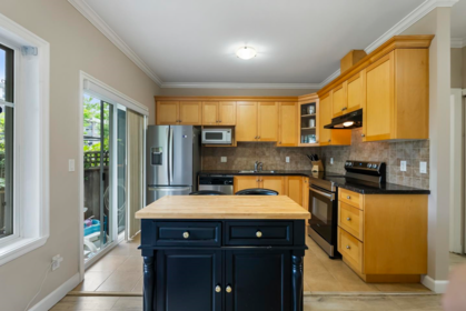 22 8633 159 Street, Surrey, BC, Surrey — Townhouse for sale