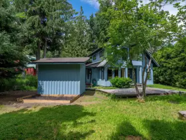 6400 Easy Street, Whistler, BC, Whistler — Single Family Residence for sale