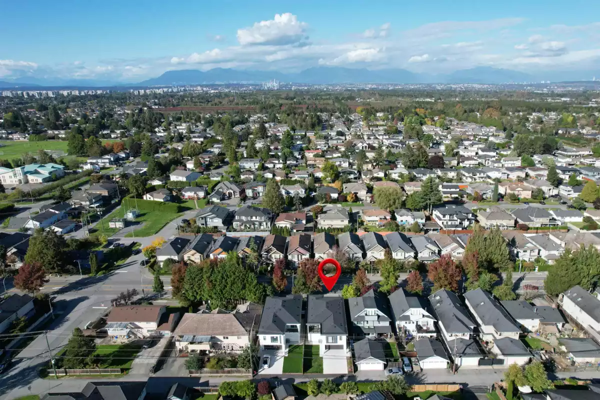 Fitness Center Photo Near 10460 Williams Road, Richmond, BC