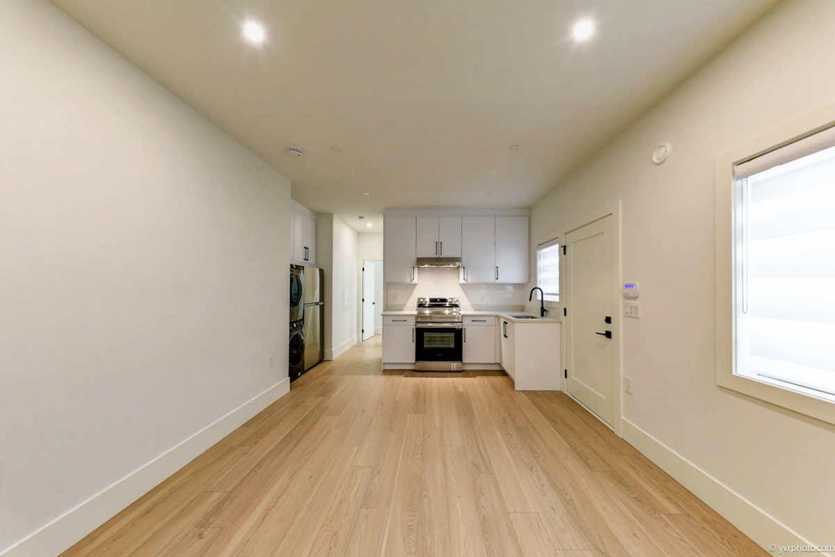 Powder Room Photo of 10460 Williams Road, Richmond, BC