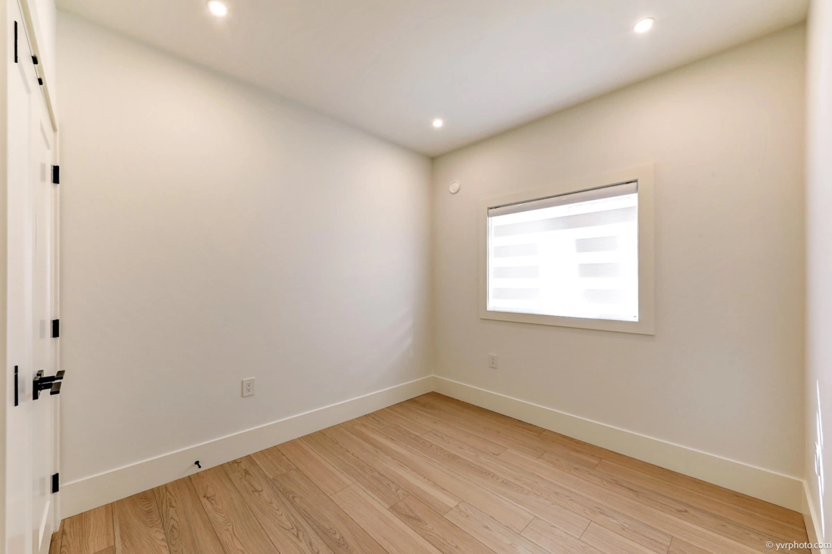 Staircase Photo of 10460 Williams Road, Richmond, BC