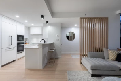 Kitchen Photo of TH23 1281 W Cordova Street, Vancouver, BC