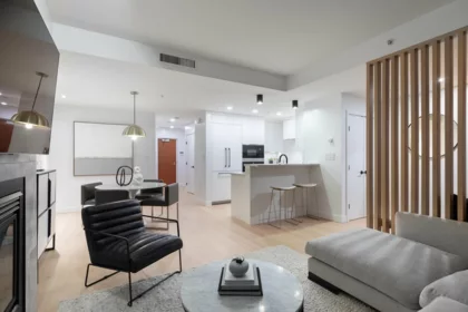 TH23 1281 W Cordova Street, Vancouver, BC