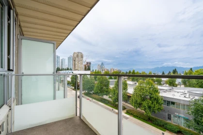 PH16 5388 Grimmer Street, Burnaby, BC, Burnaby — Apartment/Condo for sale