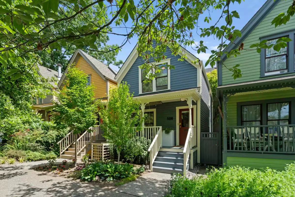 Exterior Front Photo of 508 Hawks Avenue, Vancouver, BC