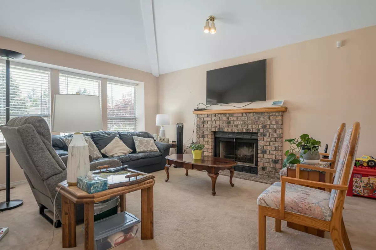 Guest Bathroom Photo of 3389 197 Street, Langley, BC