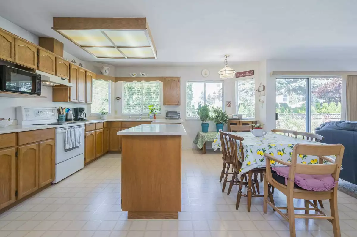 Primary Bathroom Photo of 3389 197 Street, Langley, BC
