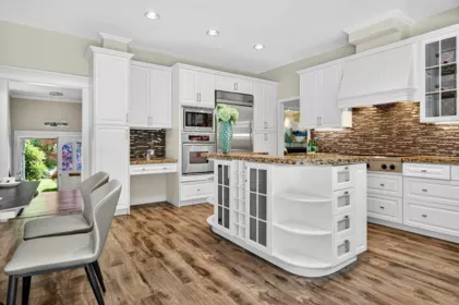 2453 Phillips Place, Burnaby, BC, Burnaby — Single Family Residence for sale