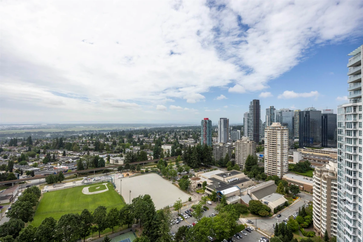Family Room Photo of 3507 6538 Nelson Avenue, Burnaby, BC