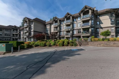 312 33318 E Bourquin Crescent, Abbotsford, BC, Abbotsford — Apartment/Condo for sale