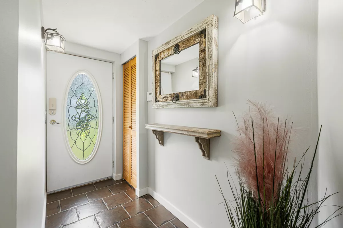 Living Room Photo of 35535 Swan Road, Mission, BC