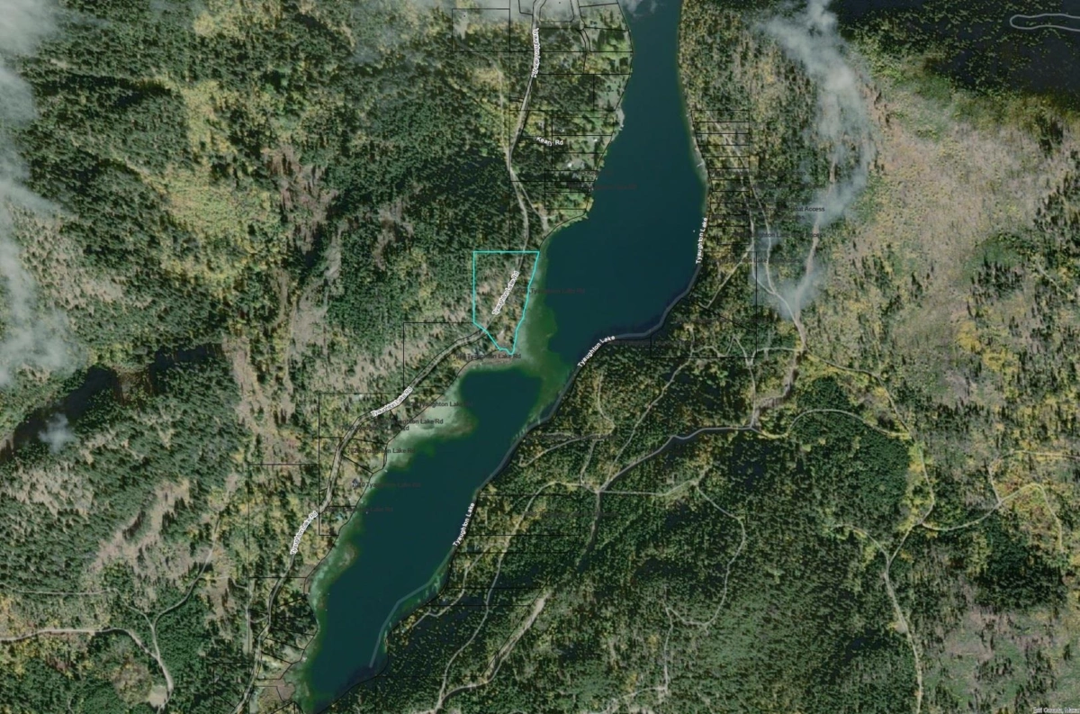 Hallway Photo of 7326 Tyaughton Lake Road, No City Value, BC