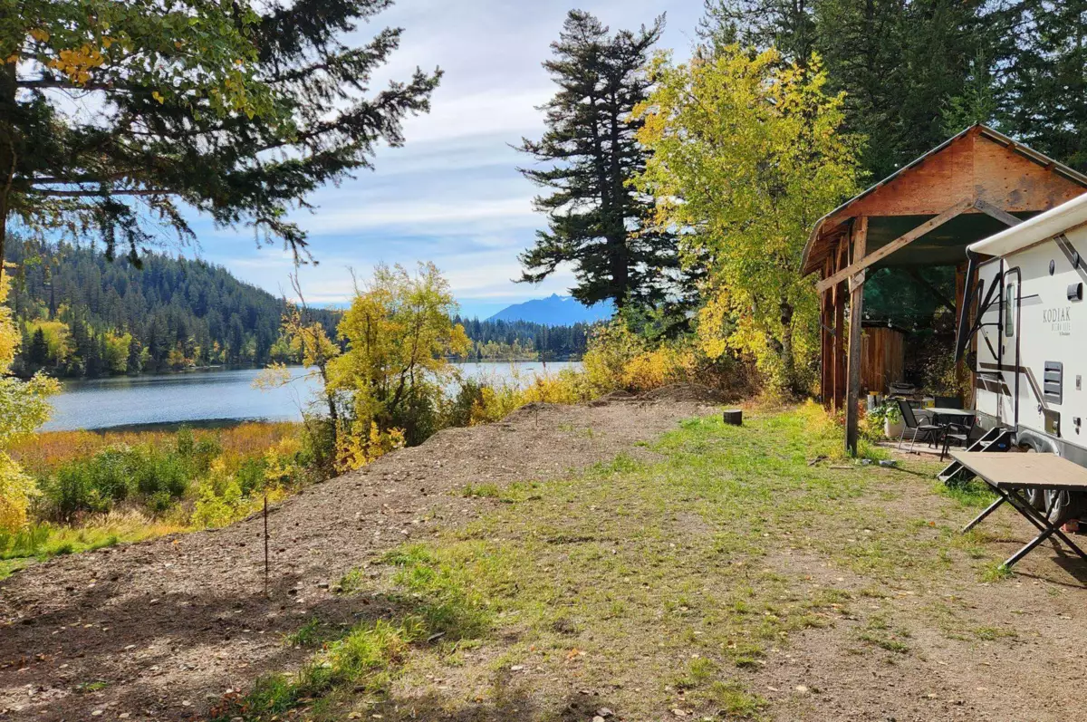 Kitchen Photo of 7326 Tyaughton Lake Road, No City Value, BC