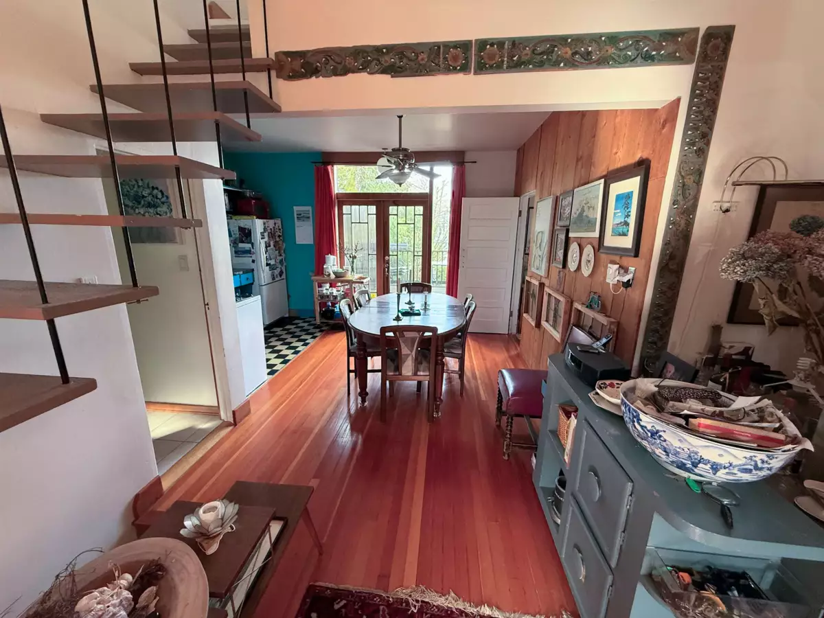 Family Room Photo of 3813 W 15th Avenue, Vancouver, BC