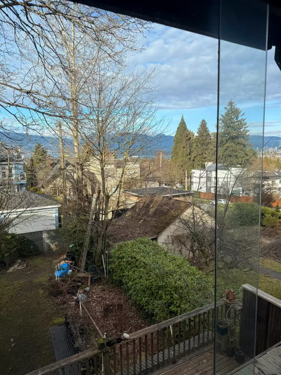 Primary Bedroom Photo of 3813 W 15th Avenue, Vancouver, BC