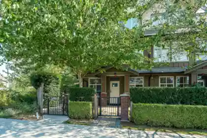 105 6706 192 St Diversion, Surrey, BC, Surrey — Townhouse for sale