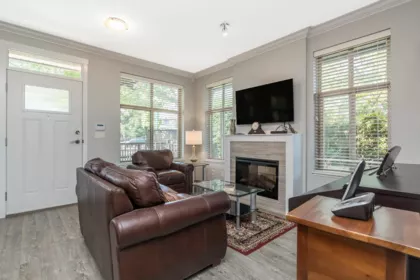 105 6706 192 St Diversion, Surrey, BC, Surrey — Townhouse for sale