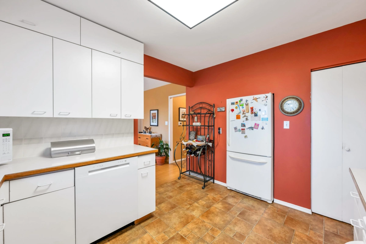 Bedroom 3 Photo of 1320 Kent Street, White Rock, BC