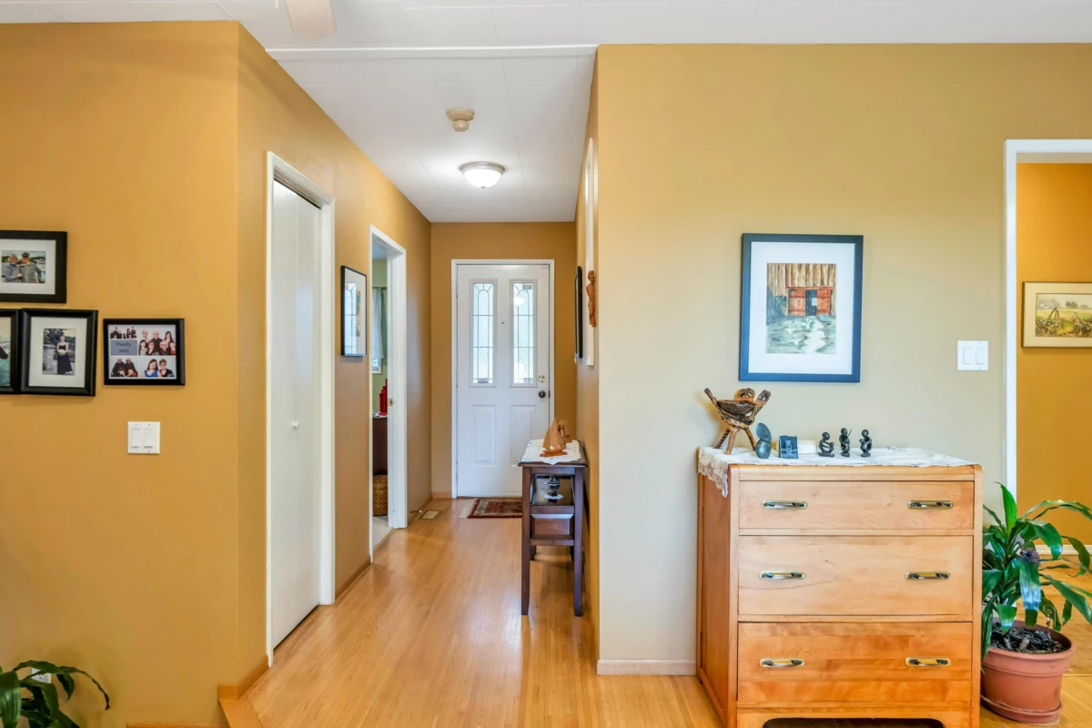 Bedroom 4 Photo of 1320 Kent Street, White Rock, BC