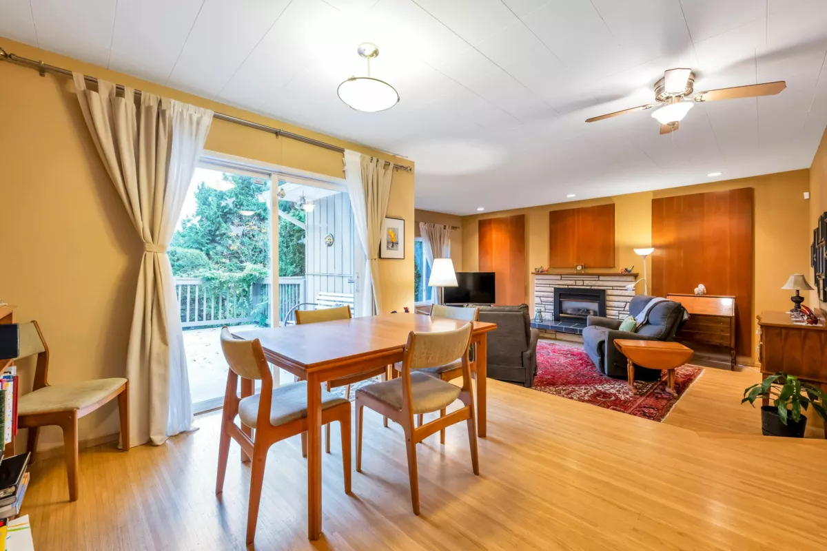 Primary Bedroom Photo of 1320 Kent Street, White Rock, BC