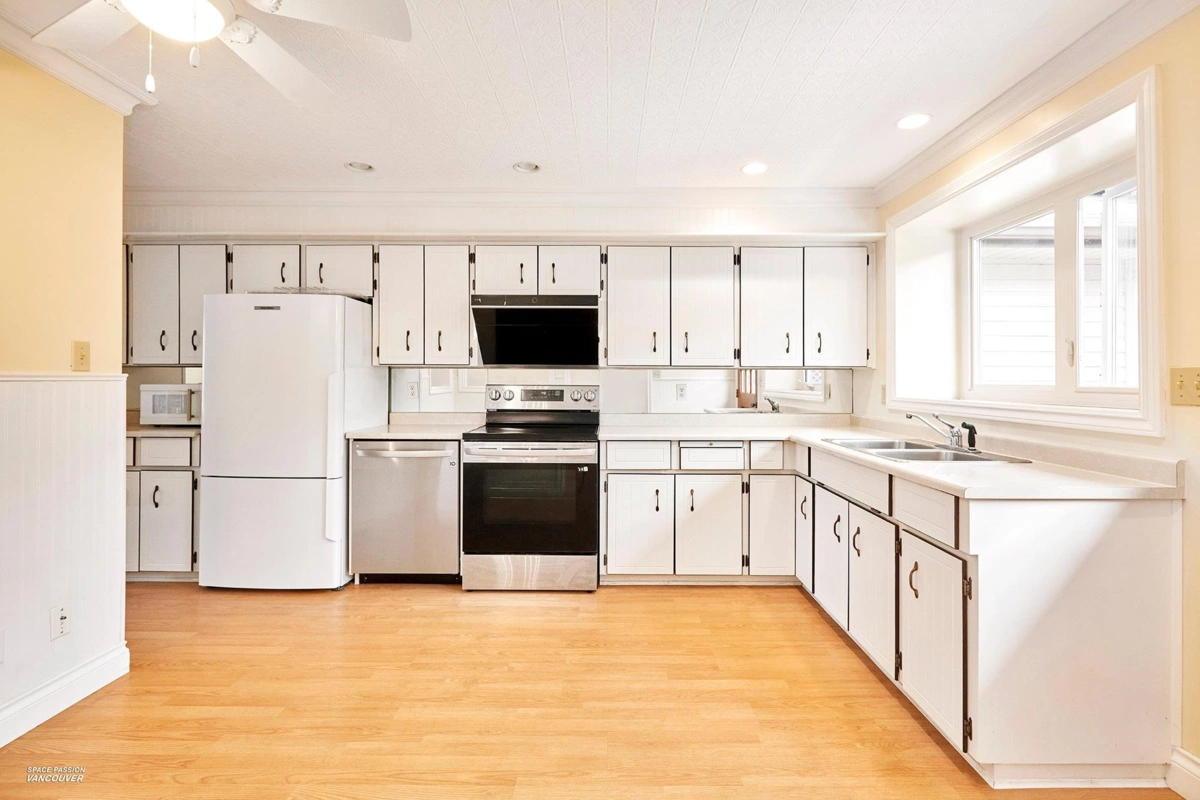 Office / Den Photo of 1974 150 Street, Surrey, BC