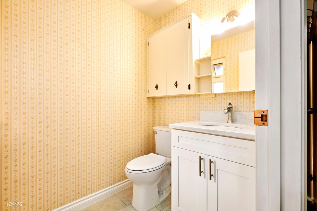 Pantry Photo of 1974 150 Street, Surrey, BC