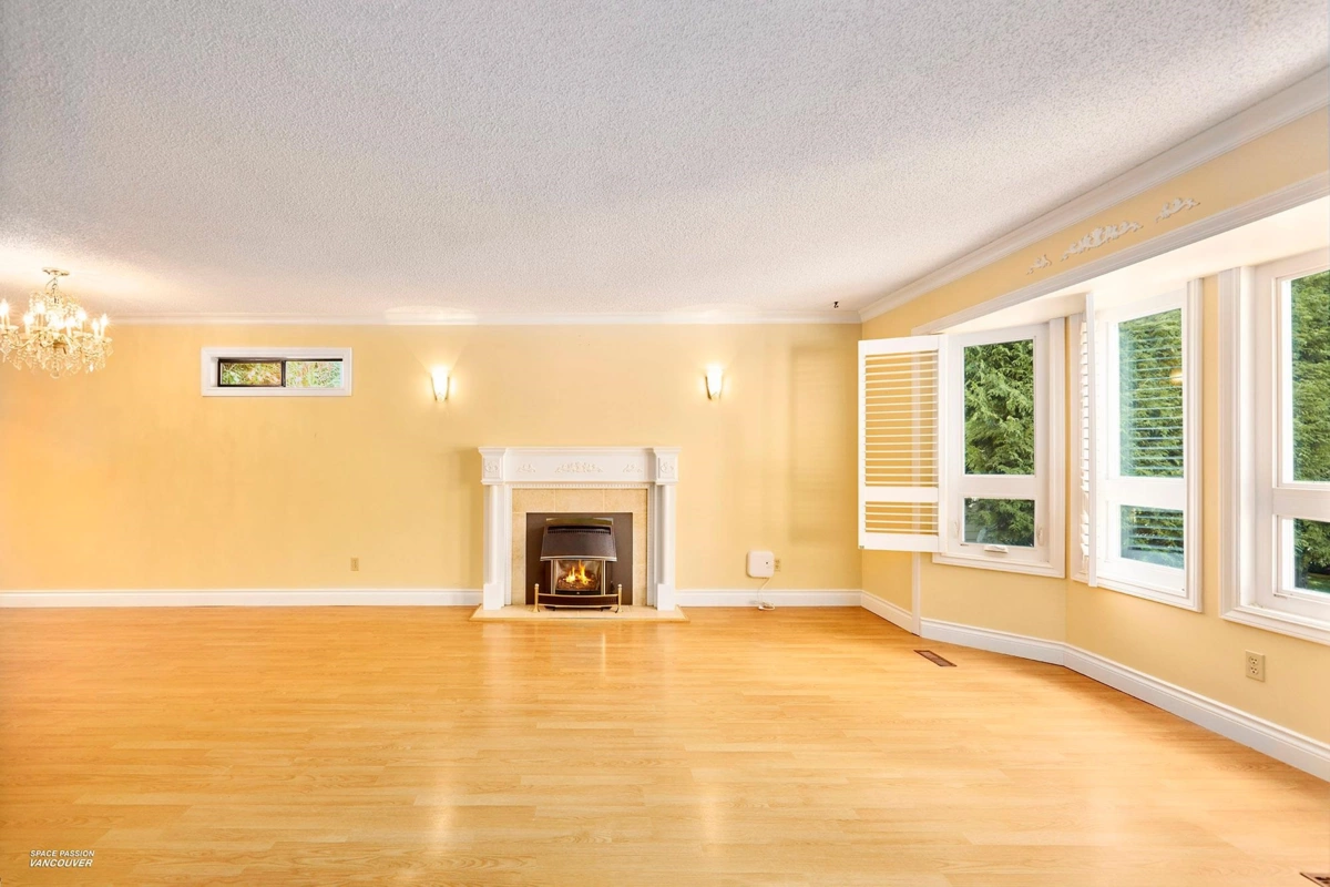 Primary Bathroom Photo of 1974 150 Street, Surrey, BC