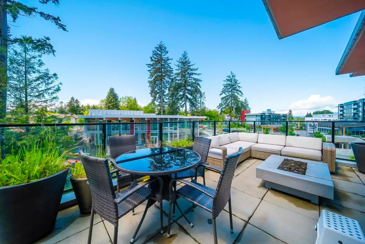 Dining Area Photo of TH1 5410 Shortcut Road, Vancouver, BC