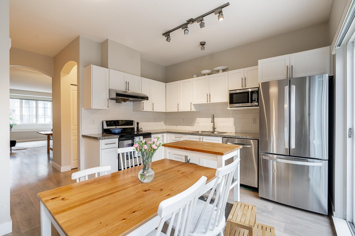 Breakfast Nook Photo of 26 8533 Cumberland Place, Burnaby, BC