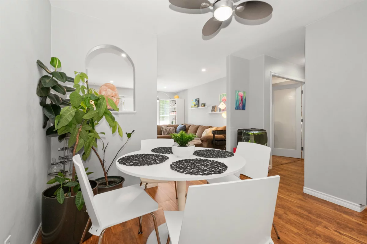 Kitchen Island Photo of 18 5915 Vedder Road, Chilliwack, BC
