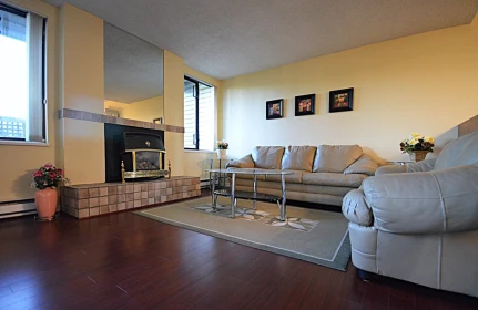 105 15313 19 Avenue, Surrey, BC, Surrey — Apartment/Condo for sale