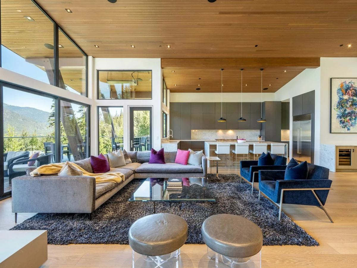 Breakfast Nook Photo of 2919 Heritage Peaks Trail, Whistler, BC