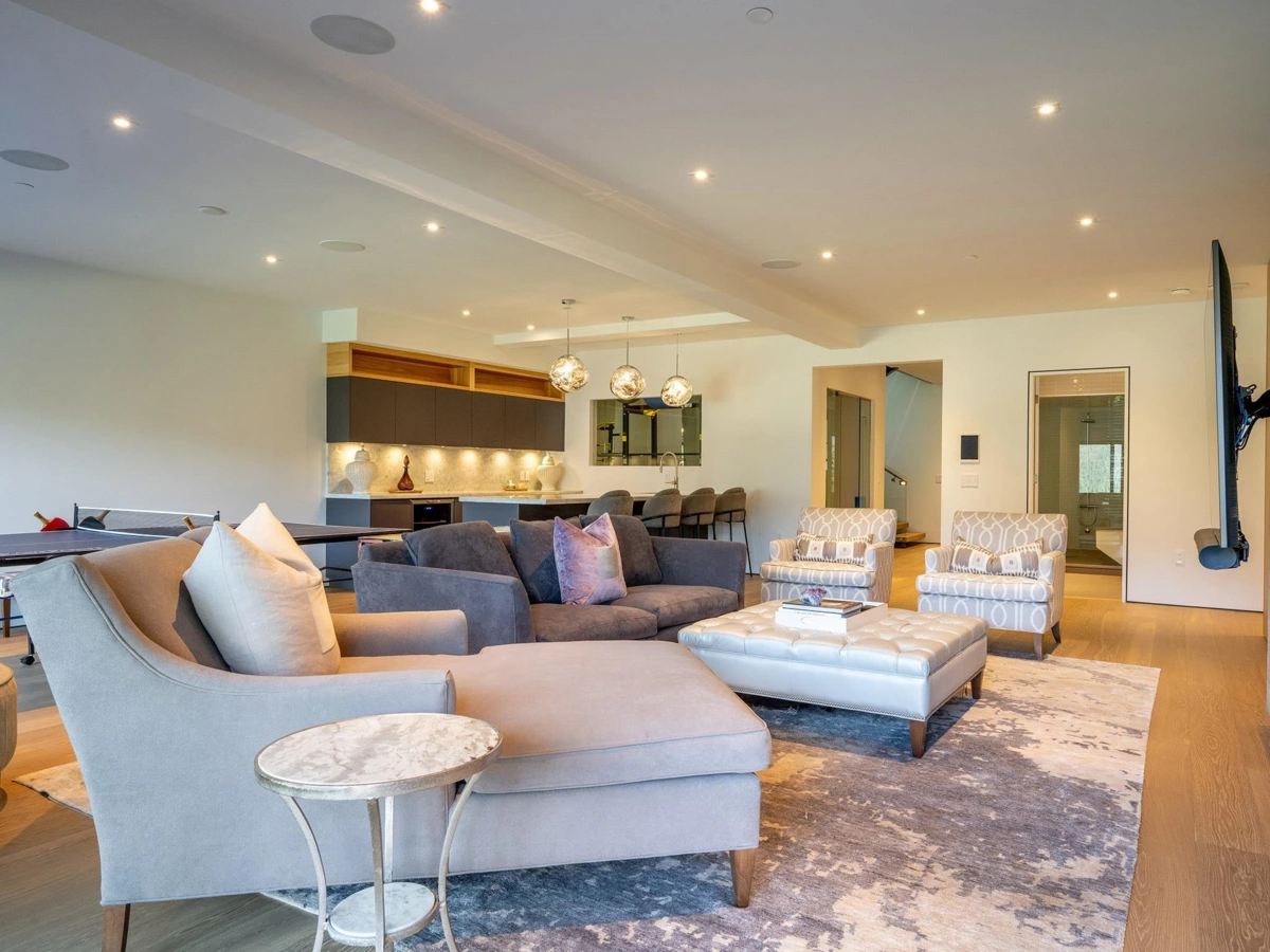 Front Yard Photo of 2919 Heritage Peaks Trail, Whistler, BC