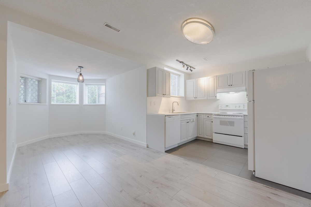 Front Yard Photo of 3320 Abbey Lane, Coquitlam, BC