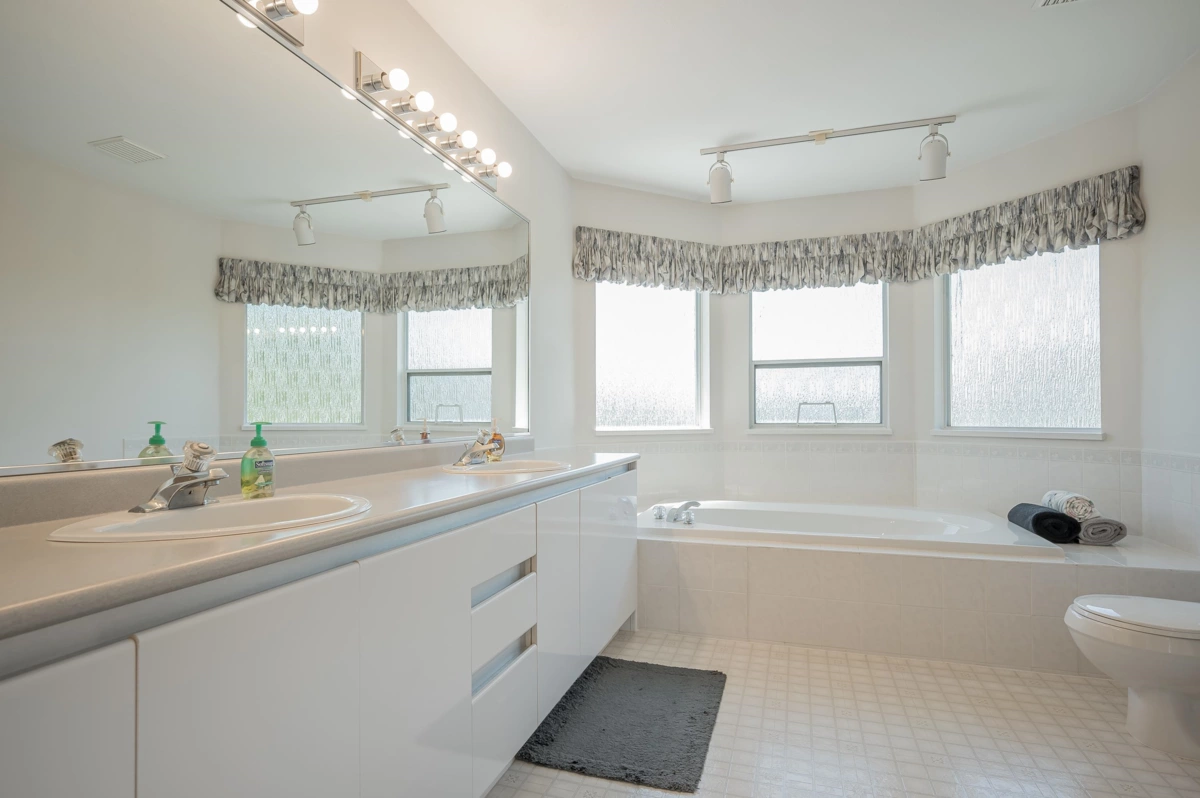 Guest Bathroom Photo of 3320 Abbey Lane, Coquitlam, BC
