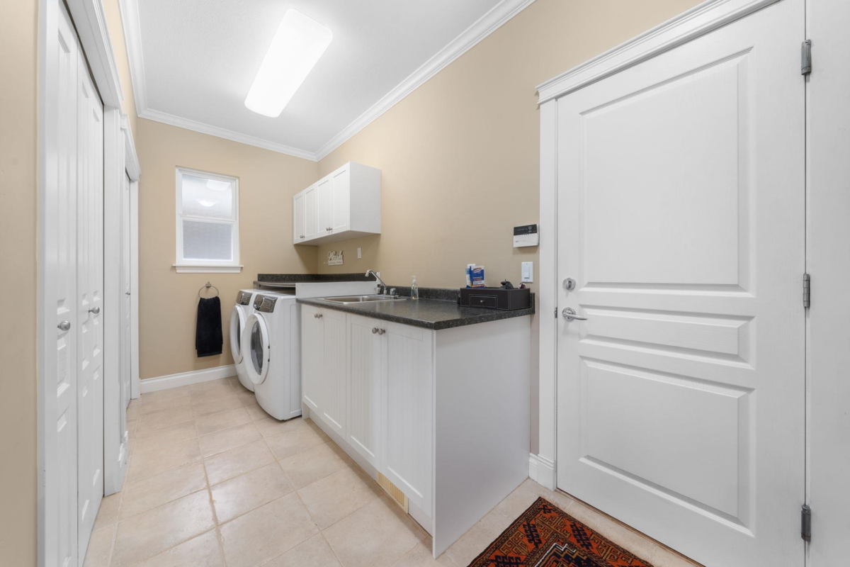 Front Yard Photo of 19 3300 157a Street, Surrey, BC