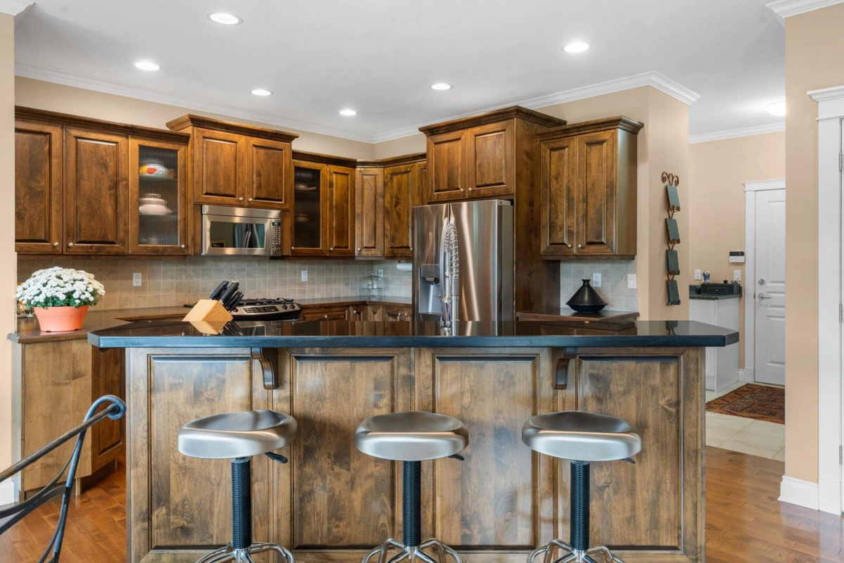 Guest Bathroom Photo of 19 3300 157a Street, Surrey, BC