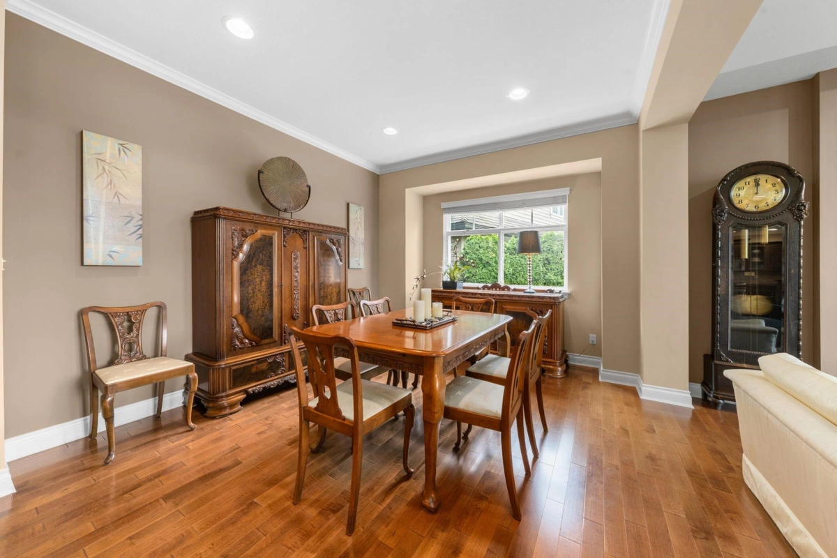 Kitchen Island Photo of 19 3300 157a Street, Surrey, BC