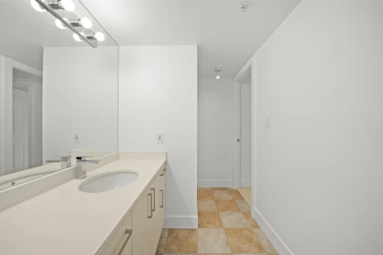 Primary Bathroom Photo of 2501 63 Keefer Place, Vancouver, BC