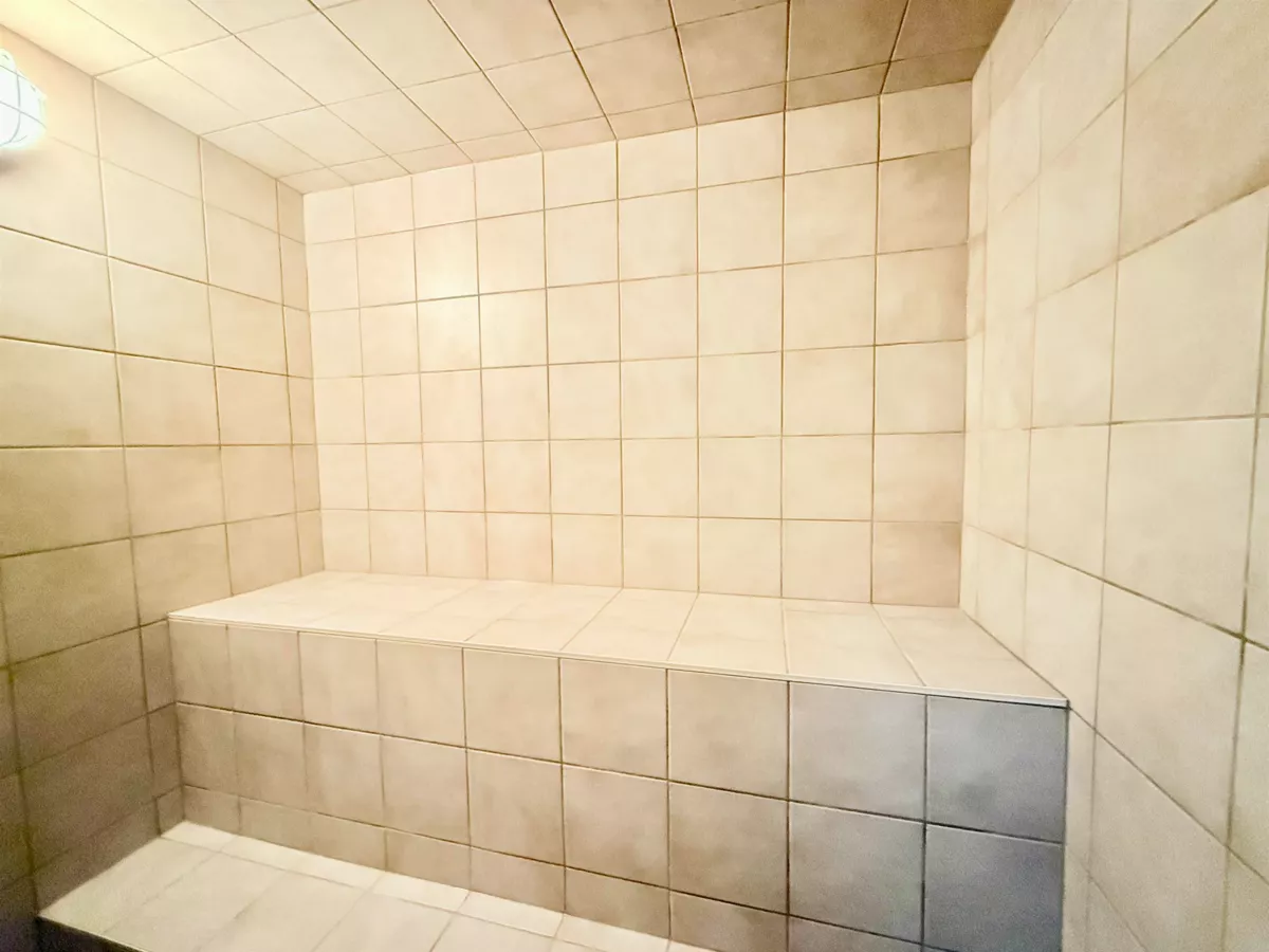 Outdoor Deck Photo of 733 Macdonald Avenue, Burnaby, BC