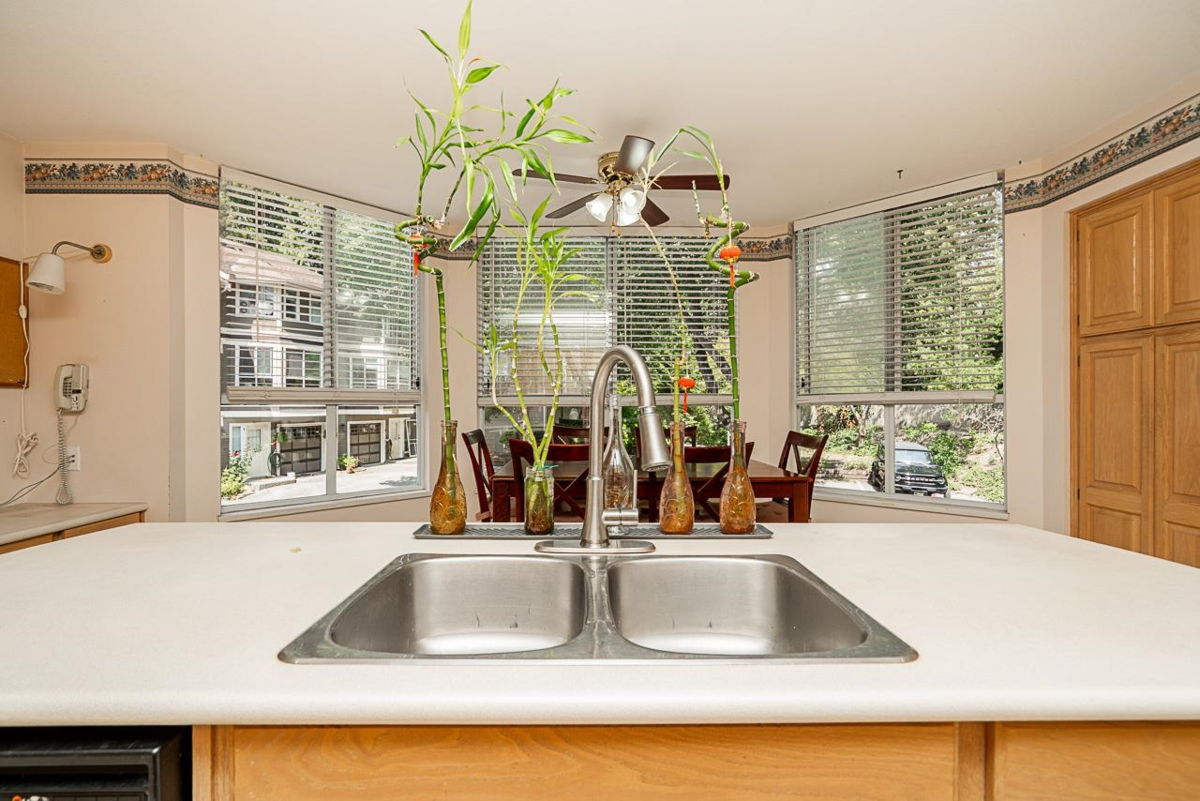 Bedroom 4 Photo of 12 3228 Raleigh Street, Port Coquitlam, BC