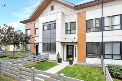 107 15111 Edmund Drive, Surrey, BC, Surrey — Townhouse for sale