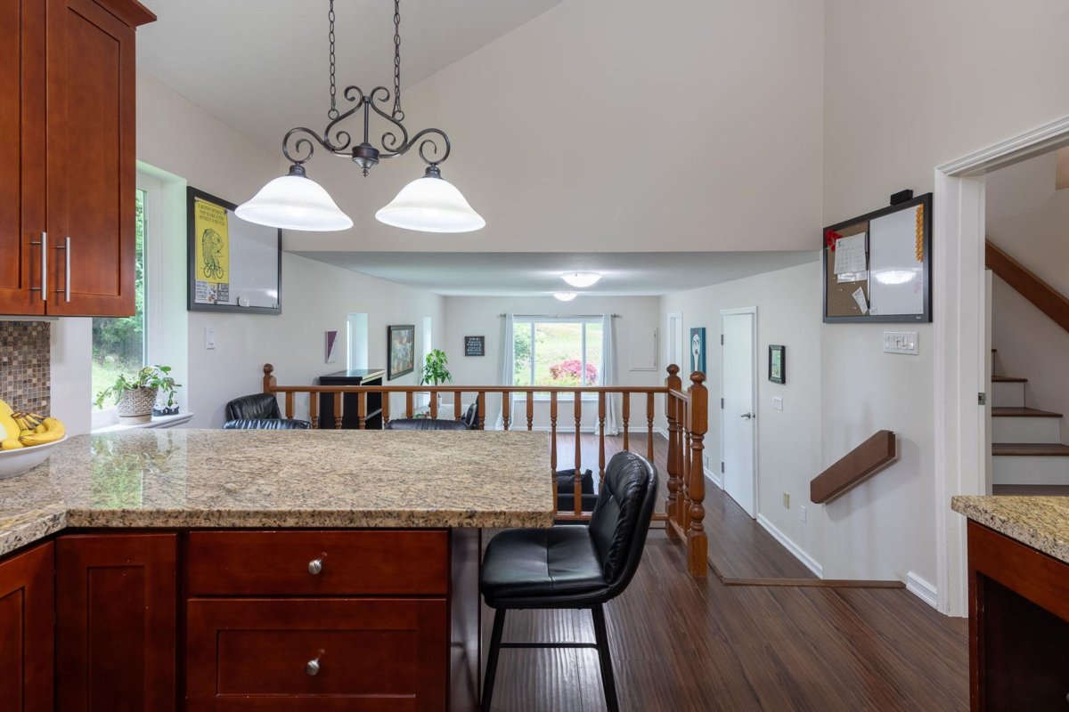Kitchen Island Photo of 13055 238 Street, Maple Ridge, BC