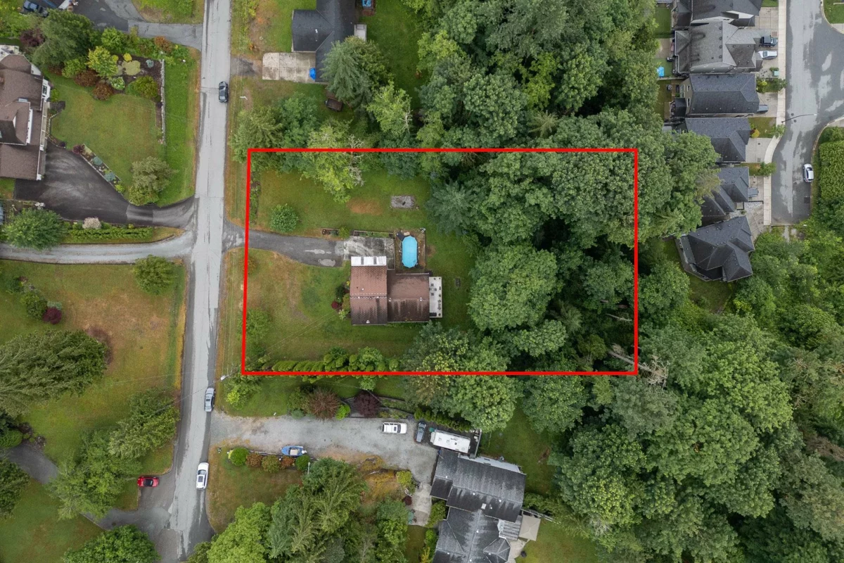 Swimming Pool Photo of 13055 238 Street, Maple Ridge, BC