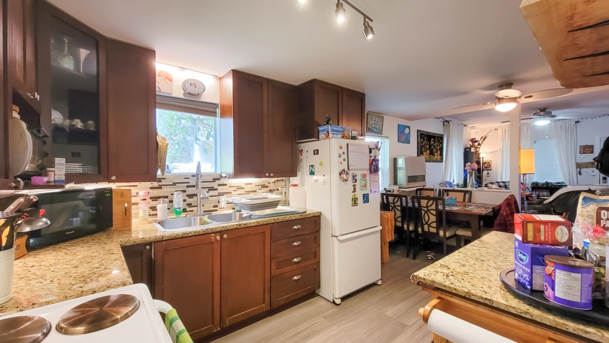 Dining Area Photo of 32731 Adams Avenue, Mission, BC