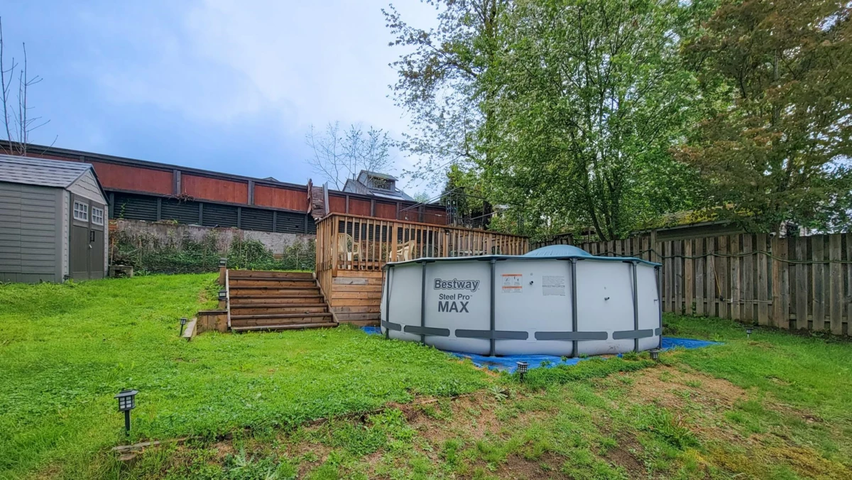 Laundry Room Photo of 32731 Adams Avenue, Mission, BC