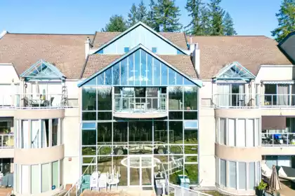 311 999 Berkley Road, North Vancouver, BC, North Vancouver — 2 bed apartment/condo for sale