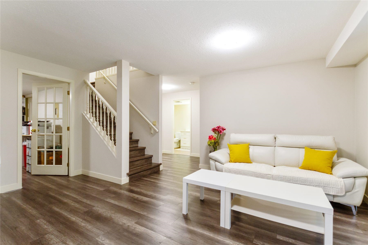 Basement Recreation Room Photo of 21 32615 Murray Avenue, Abbotsford, BC