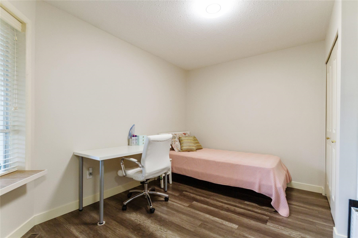 Family Room Photo of 21 32615 Murray Avenue, Abbotsford, BC